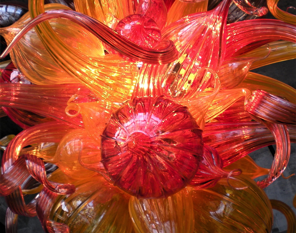 https://mcfaddenartglass.com/wp-content/uploads/2019/08/McFadden-Art-Glass-Red-Orange-Chandelier.jpg