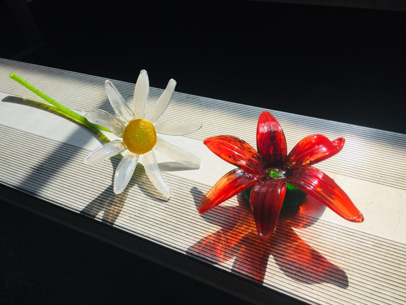 McFadden Art Glass memorial flower
